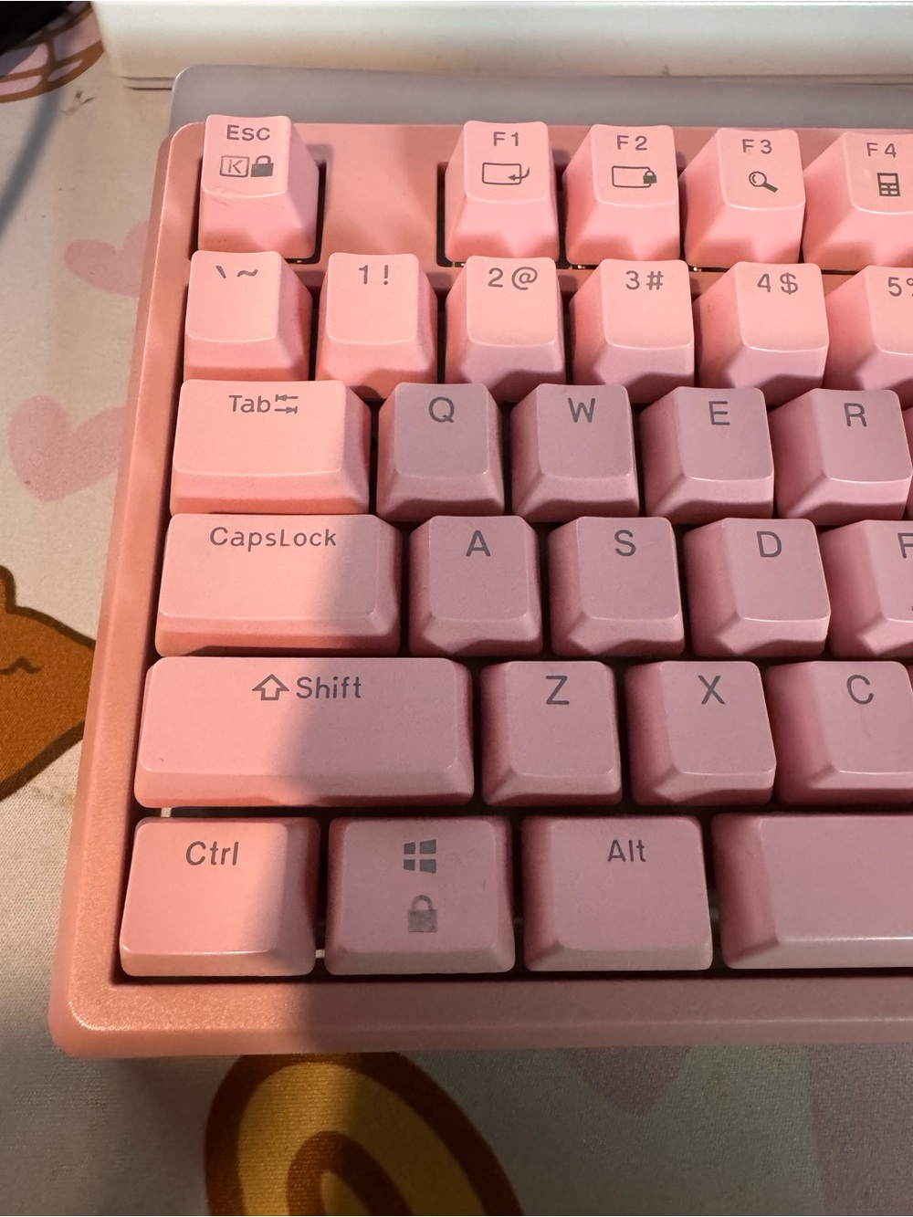 Pink RGB Keyboard - Picture 8 of 9
